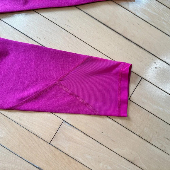 NWT OLD NAVY ACTIVE Go Dry Crop Compression Leggings with pockets- XS - Picture 7 of 8